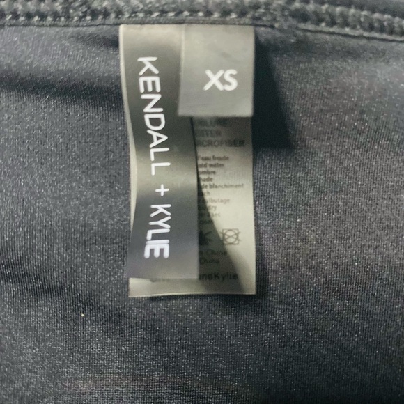 KENDALL & Kylie Bikini Bottom - Picture 3 of 7